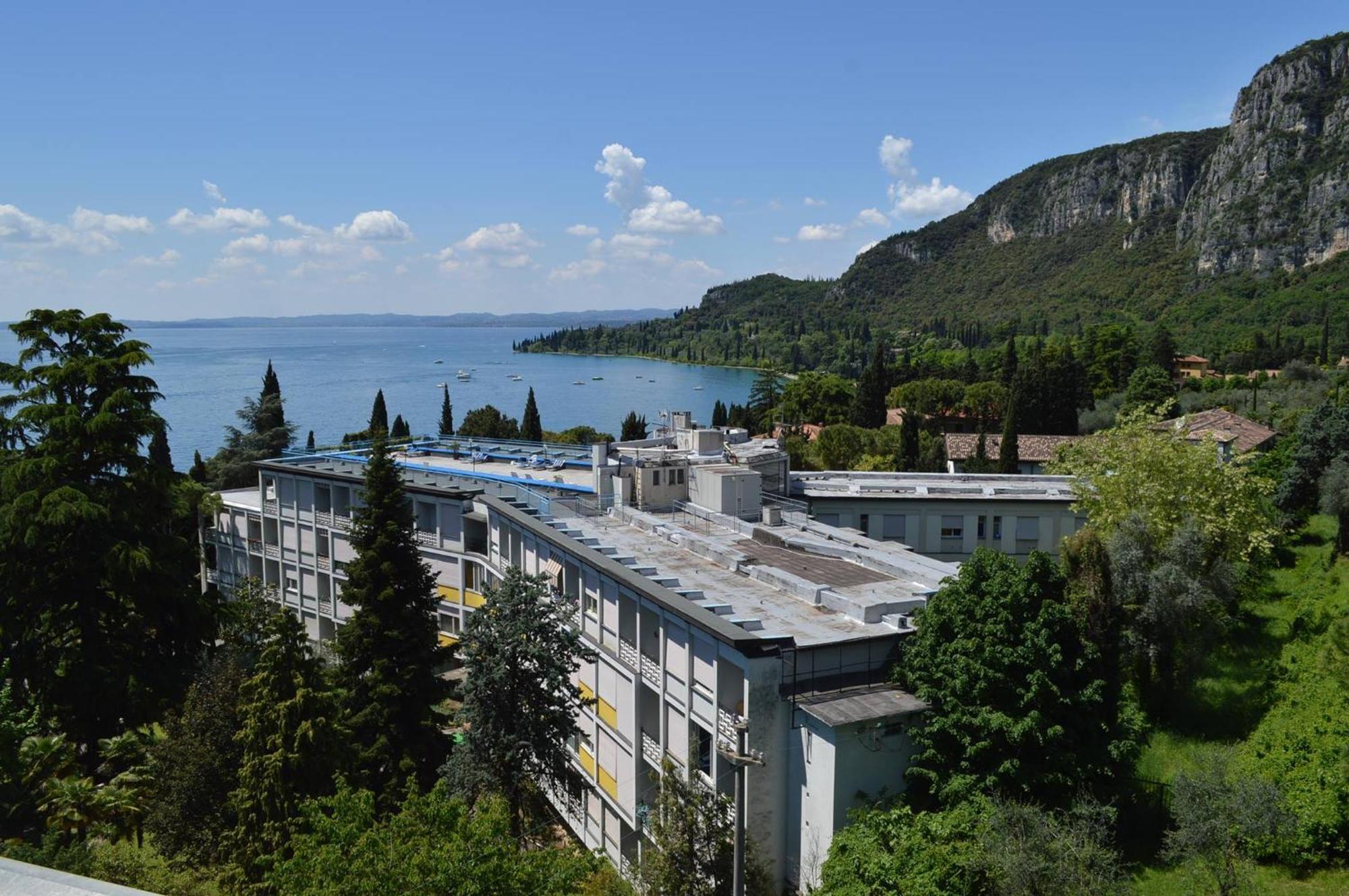 Garda Apartments In Euroresidence Экстерьер фото